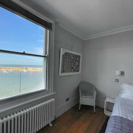 Stunning 2 Bedroom Sea View - Margate Old Town Exterior photo